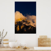 Poster Montagnes ensoleillées couvertes de nuages (Cuisine)