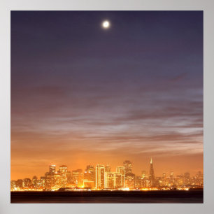 Poster Moon setting over San Francisco on hazy December
