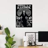 Poster Morticia AddamsNormal Est Une Illusion (Bureau à domicile)