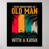 Poster Ne jamais sous-estimer le vieil homme avec Kayak (Devant)