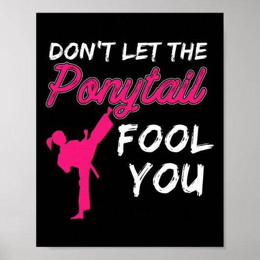 Poster Ne laissez pas la queue de Ponytail vous tromper D (Devant)