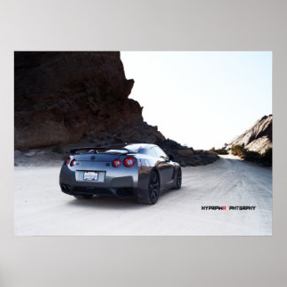Poster Nissan GT-R R35 dans un bassin désertique