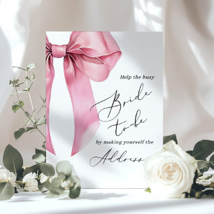 Poster Nœud papillon aide la mariée occupée à adresser un