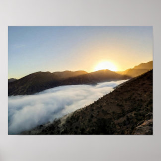 Poster Nuage rose dramatique au coucher du soleil sur une