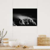 Poster Nuages en pose longue noir et blanc au-dessus d'un (Cuisine)