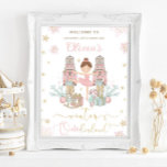 Poster Nutcracker Winter Onederland 1er anniversaire<br><div class="desc">Personnalisez facilement et rapidement ce poster de bienvenue pour la fête d'anniversaire de l'onederland rose doux, appuyez simplement sur le bouton customiser pour réorganiser et formater le style et le placement du texte. Doté de personnages fantaisistes du Nutcracker dans des couleurs pastel sucrées. Parfait pour le premier anniversaire de votre...</div>