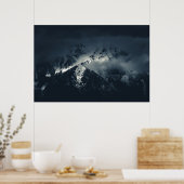 Poster Obscurité et nuages sur les montagnes (Cuisine)