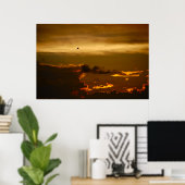 Poster Oiseau solitaire dans un ciel de feu (Poster) (Bureau à domicile)