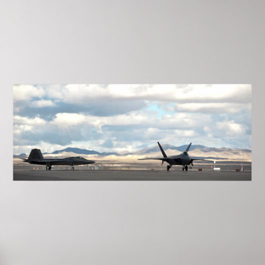 Poster Pair of F-22 Raptor Aircraft (Devant)