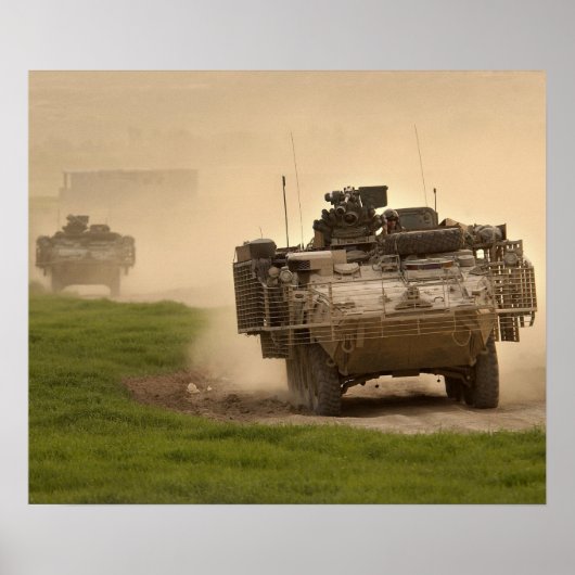Poster Paire de véhicules Stryker (Devant)