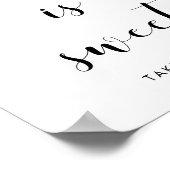 Poster Panneau de mariage élégant noir et blanc Love is s (Coin)