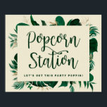 Poster Panneau Mariage de la station de pop-corn verte Fe<br><div class="desc">Foliage Tropical Vert tendance et Feuille Accueil de Mariage Personnalisé Plaque Popcorn Station - Marqueur tendance Brossé Script Lettering. Une façon amusante de dire merci à vos invités d'être venus à votre mariage! Dans une palette de couleurs audacieuses de vert, d'émeraude et de feuille d'or. Ce design est parfait pour...</div>