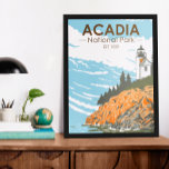 Poster Parc national Acadia Phare du Port Bar Maine<br><div class="desc">Conception d'oeuvres d'art vectorielles acadiennes. Le parc national Acadia se trouve principalement sur l'île du désert du mont du Maine. Son paysage est marqué par des bois,  des plages rocheuses et des pics de granit sculptés par des glaciers comme le mont Cadillac.</div>