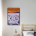 Poster Parc national de Death Valley Vintage<br><div class="desc">Design vectoriel de Death Valley. Le parc est connu pour Titus Canyon,  avec une ville fantôme et des rochers colorés,  et les salines du bassin de Badwater,  point le plus bas de l'Amérique du Nord.</div>