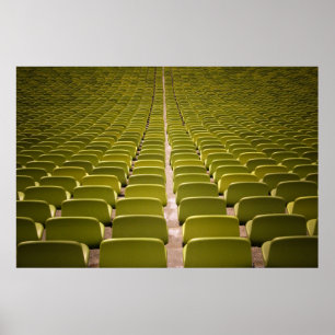 Poster Parcelle de chaise jaune vide