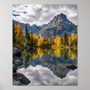 Poster Paysage sauvage de montagne majestueuse