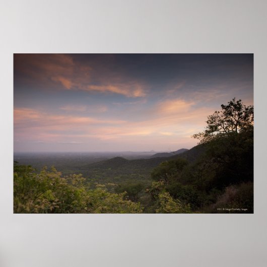 Poster Paysage Sous Un Coucher De Soleil (Devant)