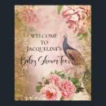 Poster Peacock Peony Floral Blush Or Rose Découpage Tite<br><div class="desc">Un élégant panneau de bienvenue de Baby shower personnalisé avec le nom de votre future mère. D'élégants Peacocks vintages ont été peints en aquarelle et mélangés avec d'élégants flancs de pivoine rose vif, des rouleaux et des tourbillons d'or et collés avec des éléments éphémères subtils. Ce collage a été dessiné...</div>