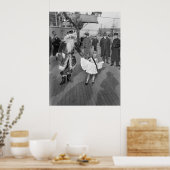 Poster Père Noël et petite fille sur le pont, 1925 (Cuisine)