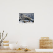 Poster Petit village alpin dans l'affiche de neige (Cuisine)