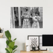 Poster Petites filles avec poupées, années 30 (Bureau à domicile)