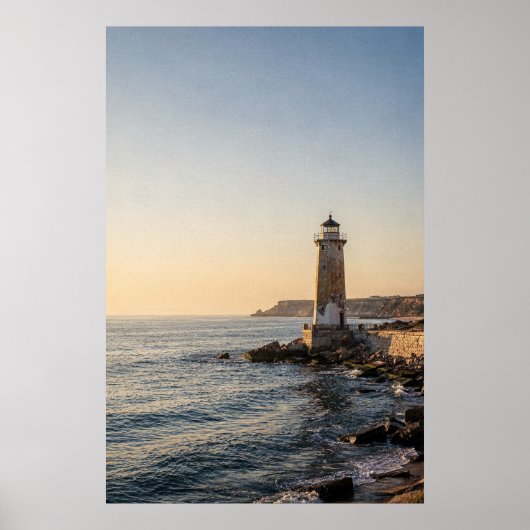 Poster Phare côtier sur un rivage rocheux (Devant)