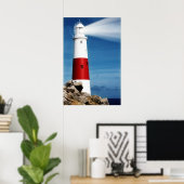 Poster Phare sur roches avec poutres lumineuses (Bureau à domicile)