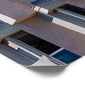 POSTER PHOTO À FAIBLE ANGLE DE BÂTIMENT EN BÉTON GRIS (Coin)