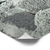 Poster Photo en noir et blanc sur la côte rocheuse de l'o (Coin)