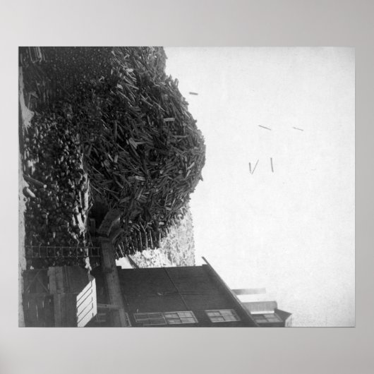 Poster Pile de bois à l'extérieur du moulin de De Smet (Devant)