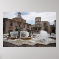 Plaza De La Virgin Et Basilique De Virgen