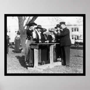 Poster Policiers de femmes et armes à feu 1914