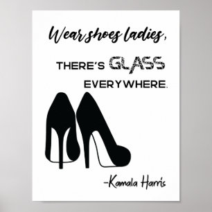Poster Porter des chaussures dames Il y a du verre Kamala