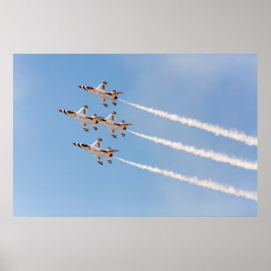 Poster Quatre F-16 Thunderbirds volent en formation rappr