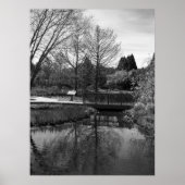 Poster Quiet Waters Monochrome Landscape (Devant)