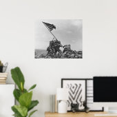 Poster Raising the Flag on Iwo Jima By Joe Rosenthal (Bureau à domicile)