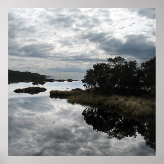 Poster Réflexions miroir, île Sarah, Tasmanie (Devant)