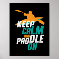 Restez au calme et pagayer sur l'équipe d'aviron K