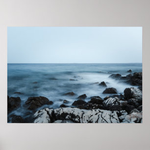 Poster Rivage rocheux avec eau brumeuse