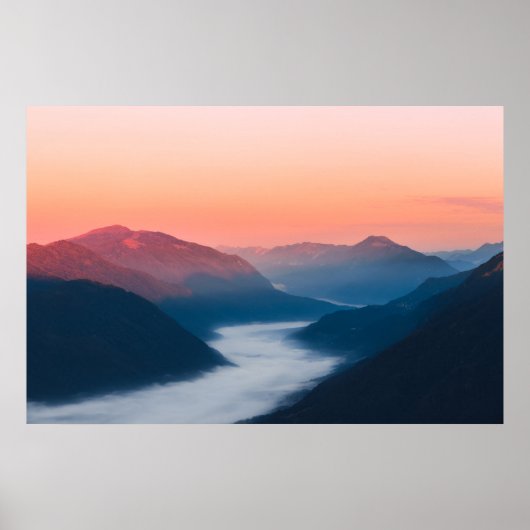 Poster Rivière brumeuse Soča au lever du soleil (Devant)
