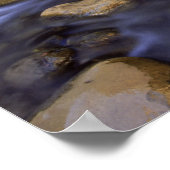 Poster Rivière qui s'écoule au-dessus de roches, Rivière (Coin)