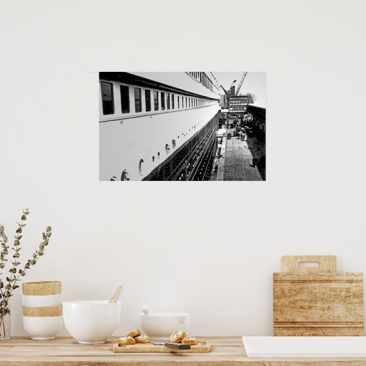 Poster RMS Titanic : Embarquer des passagers (Cuisine)