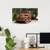 Poster Rusty old truck abandoned in outback Australia. (Bureau à domicile)