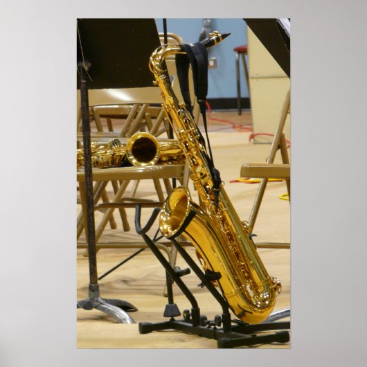 Poster Saxophone on Stand at Jazz Recital (Devant)