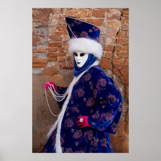 Poster Se pavanant dans un costume de carnaval, Venise (Devant)