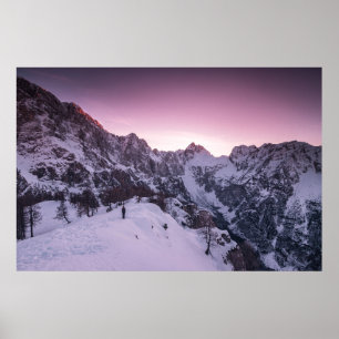 Poster Se tient debout dans les pays des merveilles hiver