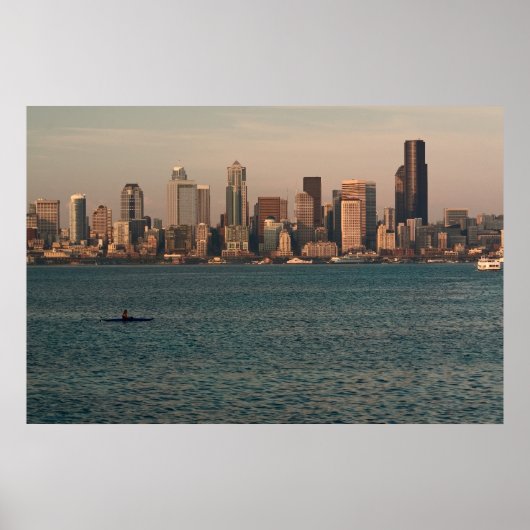 Poster Seattle Skyline au coucher du soleil avec Kayaker  (Devant)