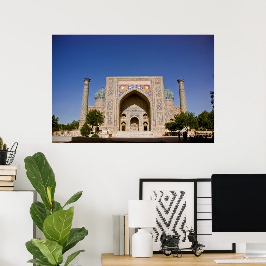 Poster Sher-Dor Madrasah : Façade (Bureau à domicile)