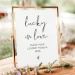 Poster Signe minimaliste ADELLA Lucky in Love<br><div class="desc">Ce panneau porte-bonheur est doté d'une police manuscrite pointue et d'un design moderne et minimaliste. Modifiez facilement les couleurs et éditez *le plus* libellé pour répondre aux besoins de votre occasion. Cette enseigne est parfaite pour votre mariage moderne, minimaliste ou moderne, douche nuptiale, douche à jets ou douche à jets....</div>