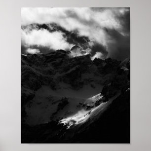 Poster Soleil brillant sur la montagne majestueuse